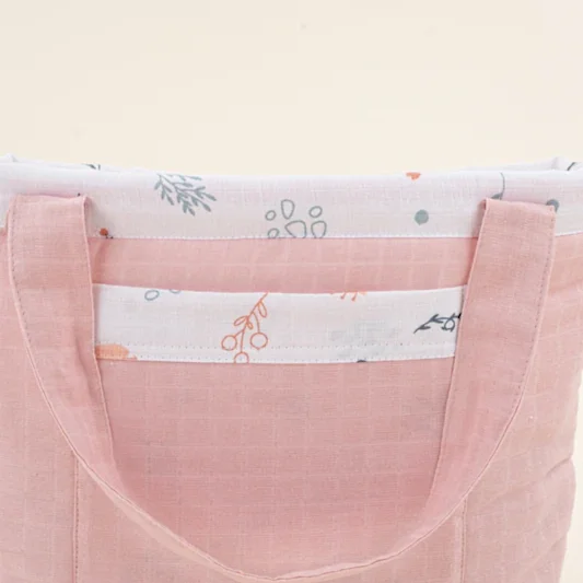 Bebek Bakım Çantası - Pudra Muslin - Yeşil Çiçekler