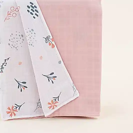 Çift Taraflı Muslin Örtü - Pudra Muslin - Yeşil Çiçekler