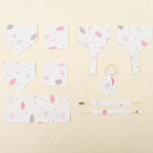 Önlük - Mendil - Diş Kaşıyıcı - Salya Önlük - Emzik Askısı Set - Pembe Bulut