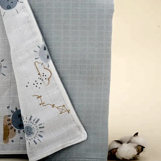 Çift Taraflı Muslin Örtü - Bebe Mavi Muslin - Mavi Güneş