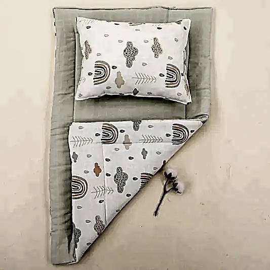 Alt Açma Matı ve Yastık - Çift Taraflı - Açık Yeşil Muslin - Yeşil Gökkuşağı