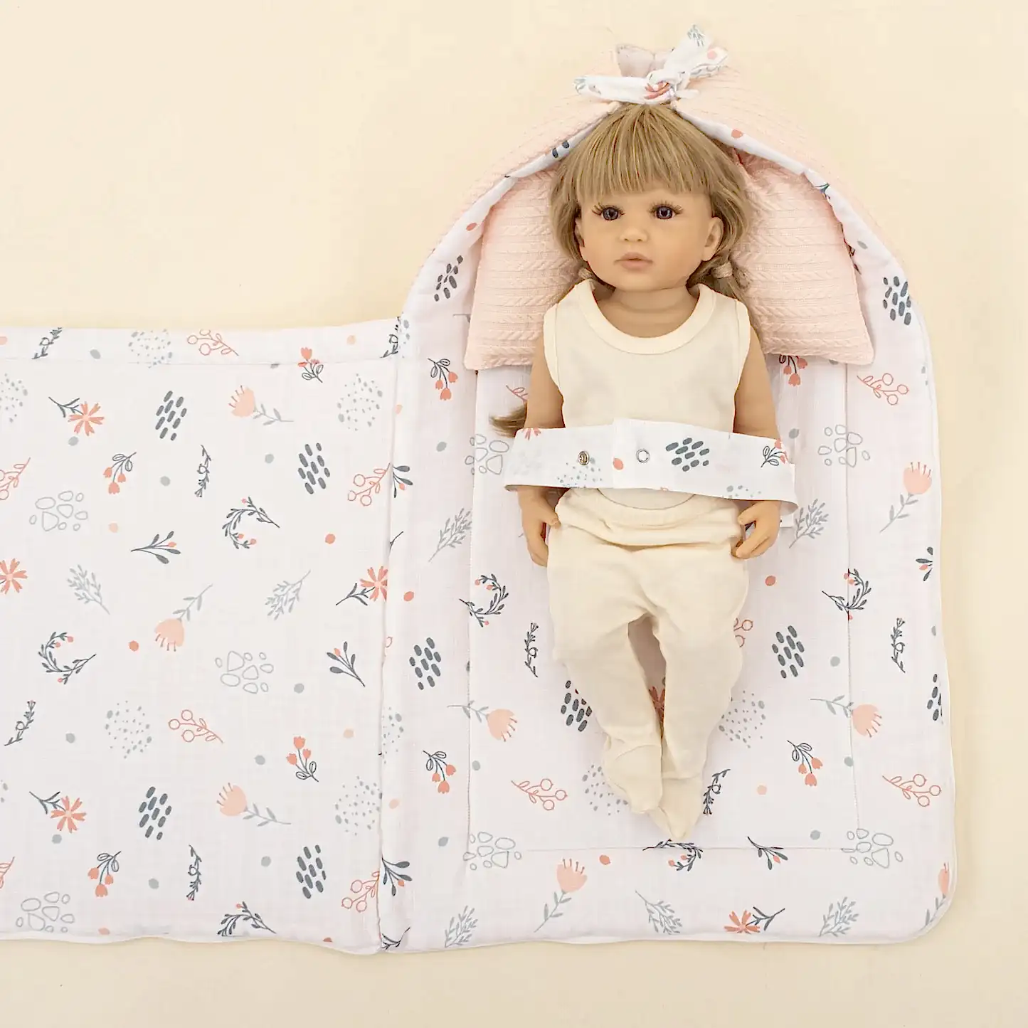 Uyku Tulumu ve Yastık - Somon Örgü - Yeşil Çiçekler