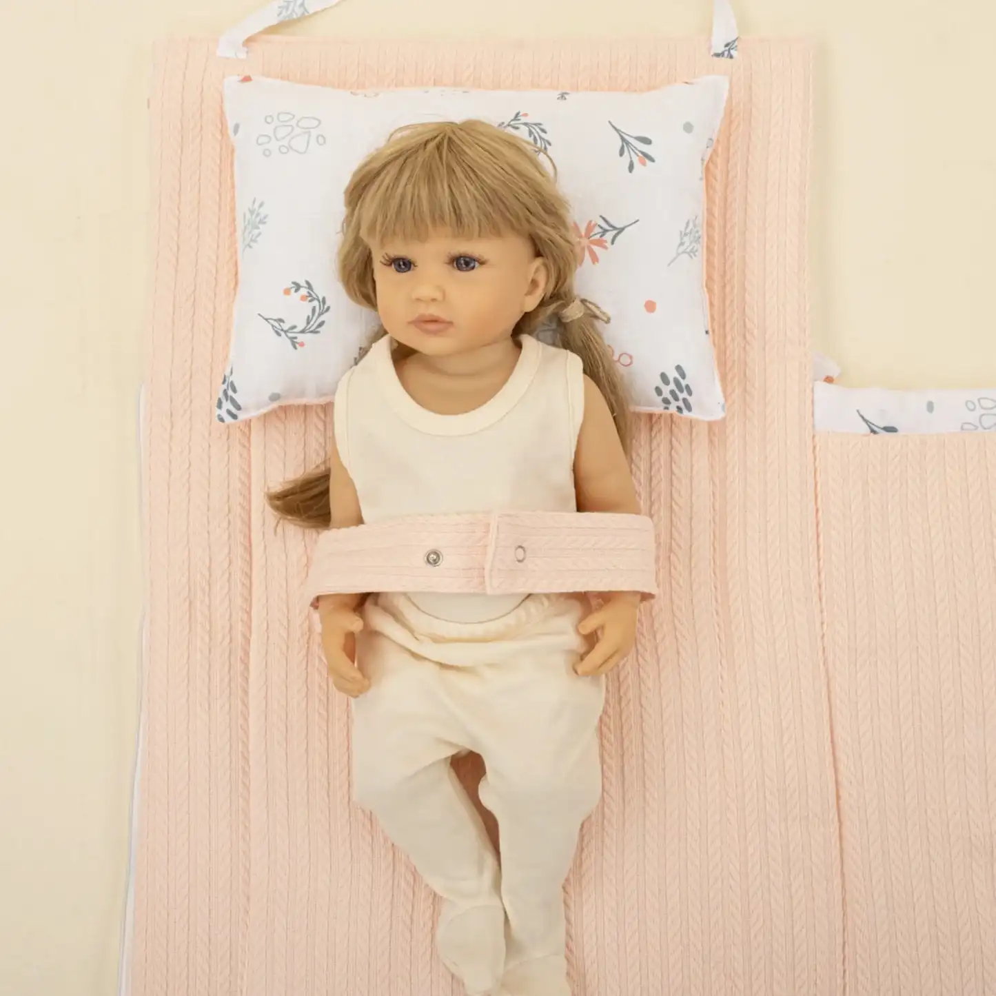 Uyku Tulumu ve Yastık - Somon Örgü - Yeşil Çiçekler