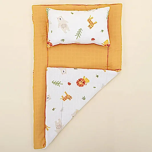 Alt Açma Matı ve Yastık - Çift Taraflı - Hardal Muslin - Aslan
